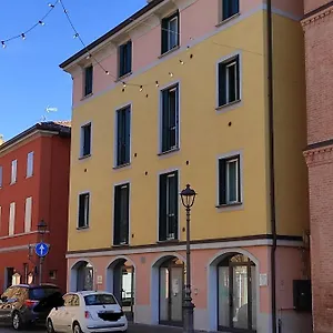 appartamento-centro-storico.emilia-romagnahotels.net/